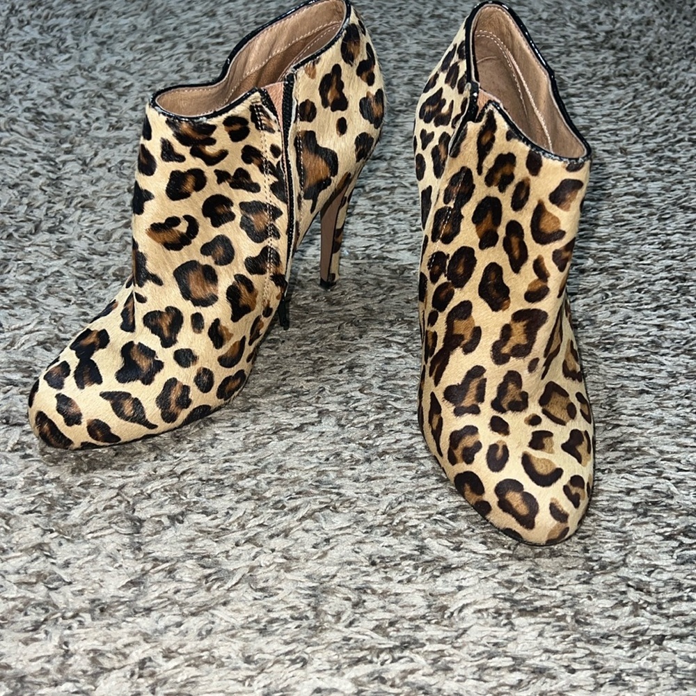 Women’s 8.5 Aldo heels